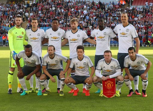 在足球比赛 在足球比赛