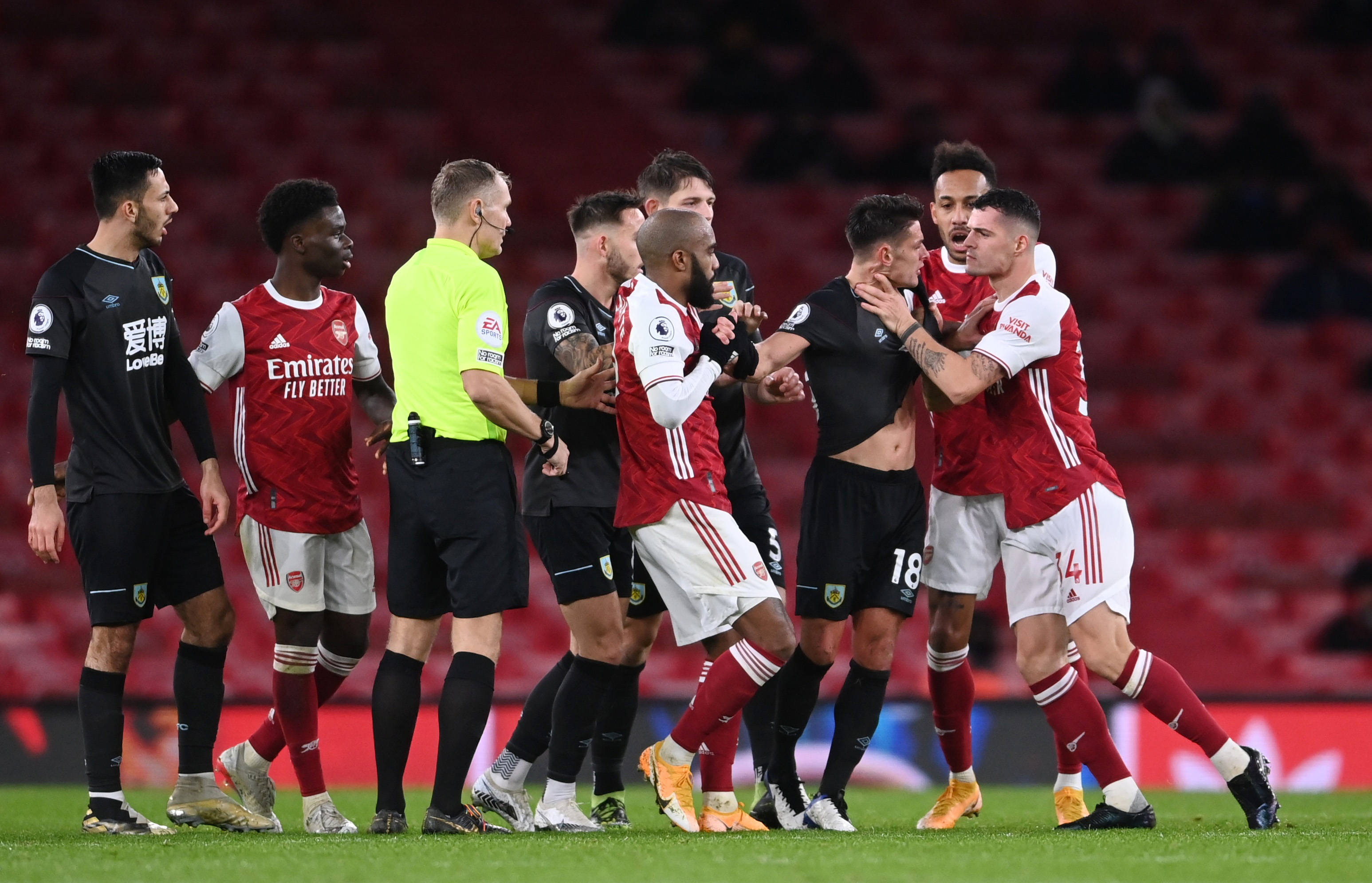 而在德甲赛 而在德甲赛